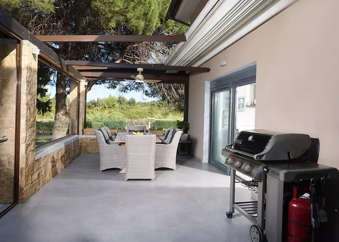 Beachfront Galini Villa Pefkohóri