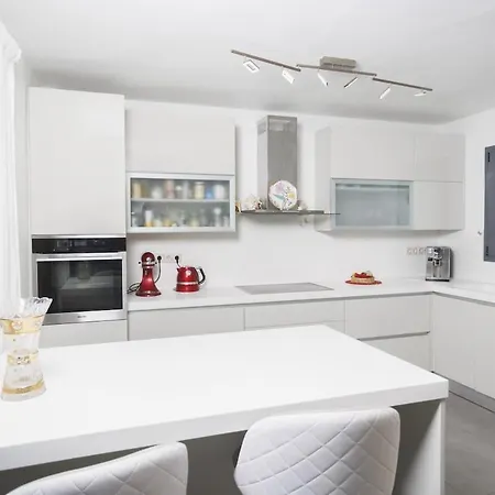 Beachfront Galini Villa